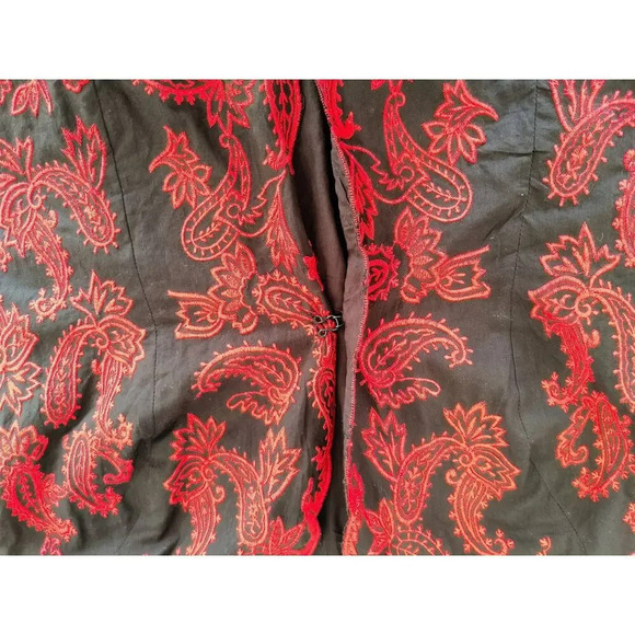Chico's Floral Paisley Embroidered Jacket Red & Black Embellished Elegant Size L - Picture 9 of 11